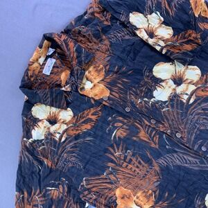 Boca Classics Shirt Mens XLT Floral Hawaiian Short Sleeve Button Up Camp Casual